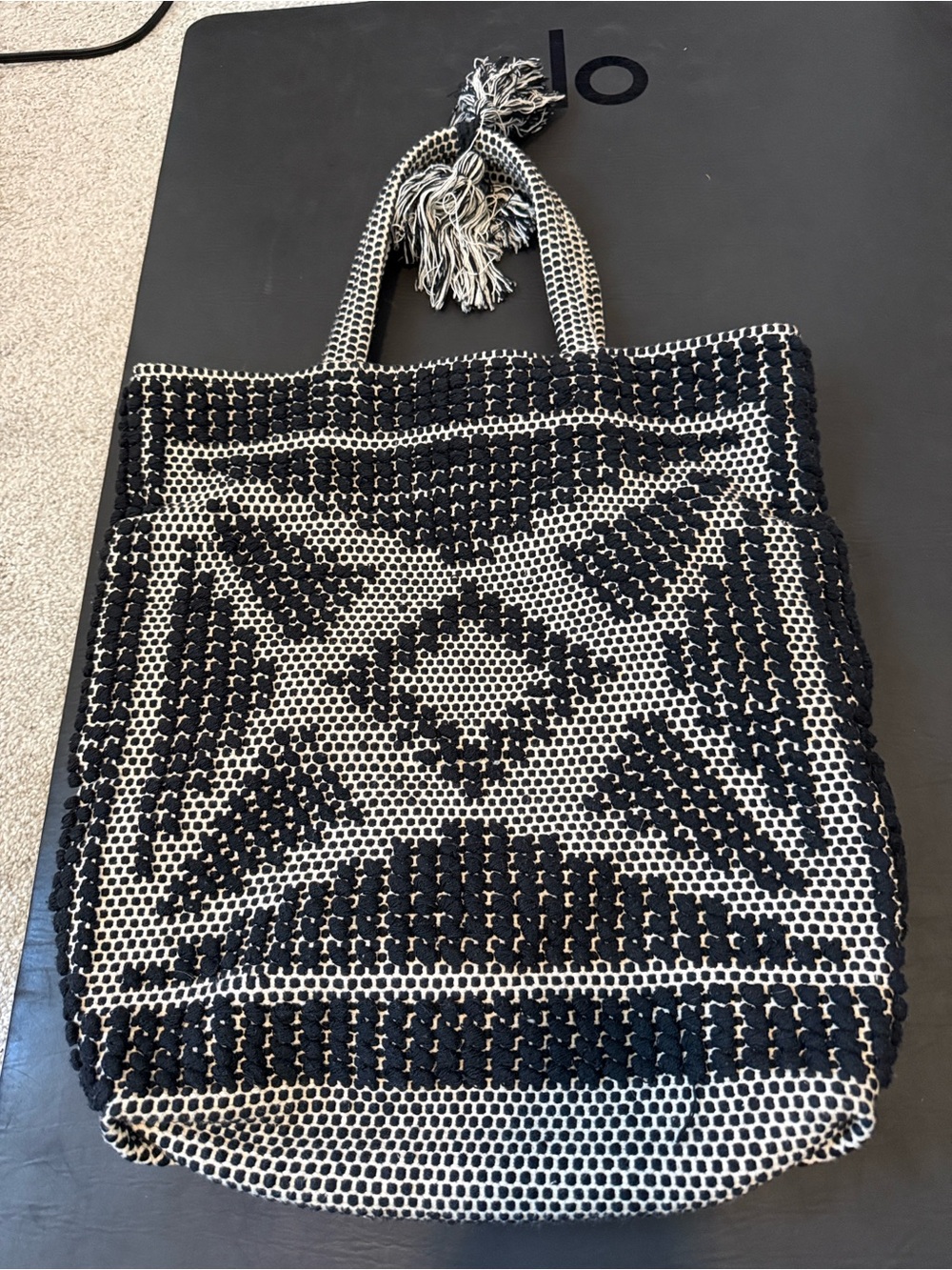Abercrombie & Fitch Black & White Woven Tote Bag